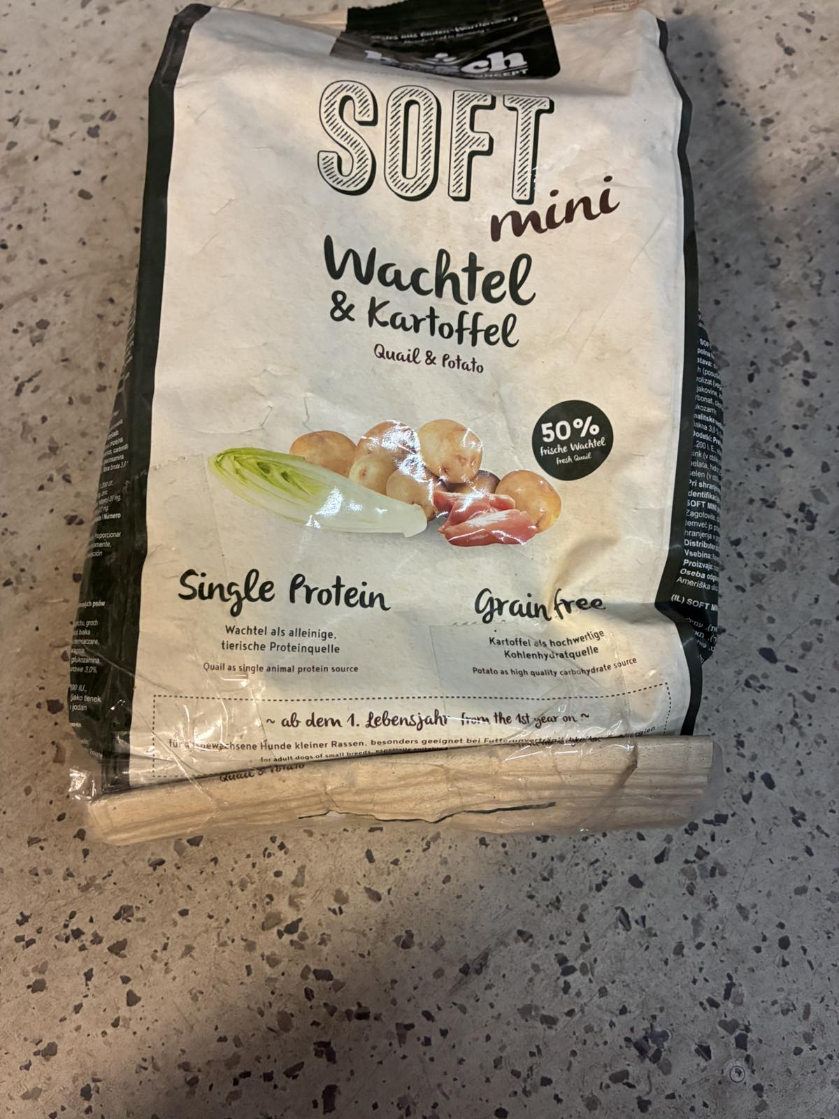 Bosch SOFT Mini с Перепелкой и картофелем 1кг УЦЕНКА